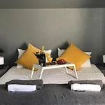 ホステル Blisko Suntago