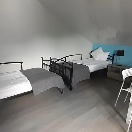 Blisko Suntago Hostel Mszczonow